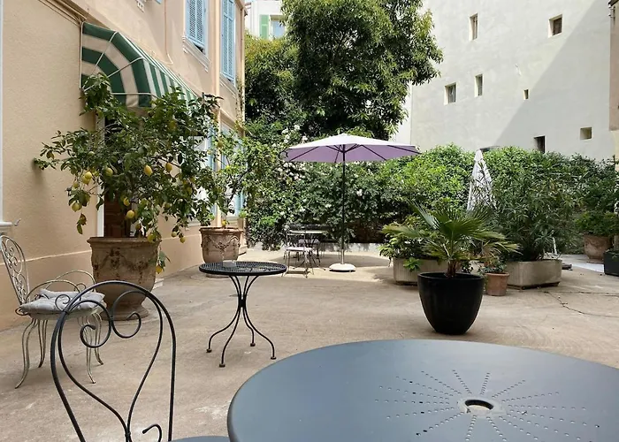 Cannes Studio - 12F