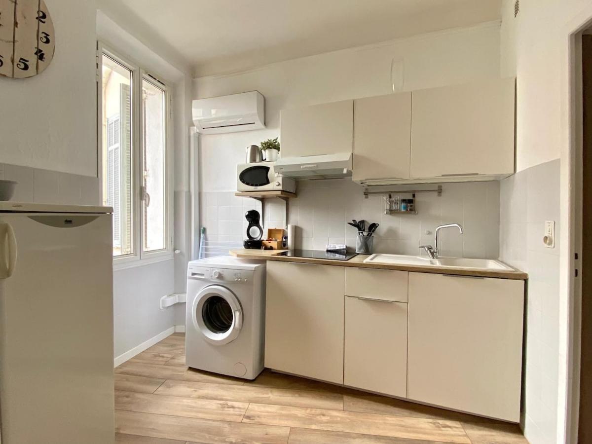 - 12f Apartment *